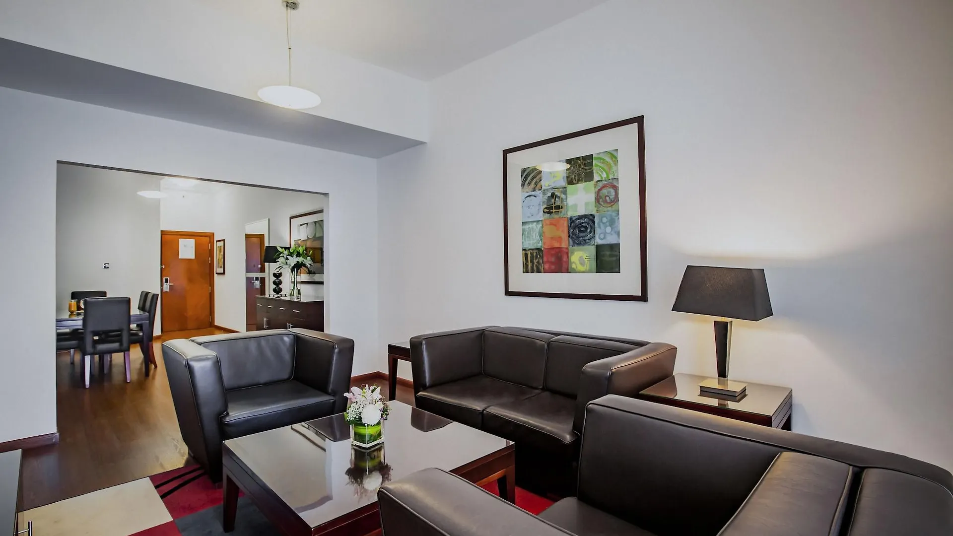 Golden Sands Hotel & Residences Sardzsa