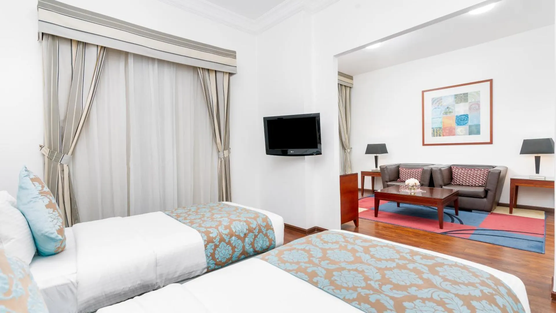 Golden Sands Hotel & Residences Sardzsa