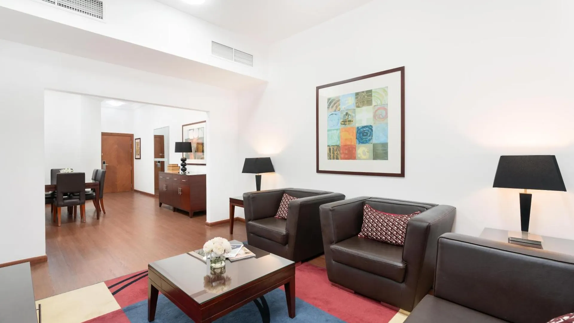 Golden Sands Hotel & Residences Sardzsa