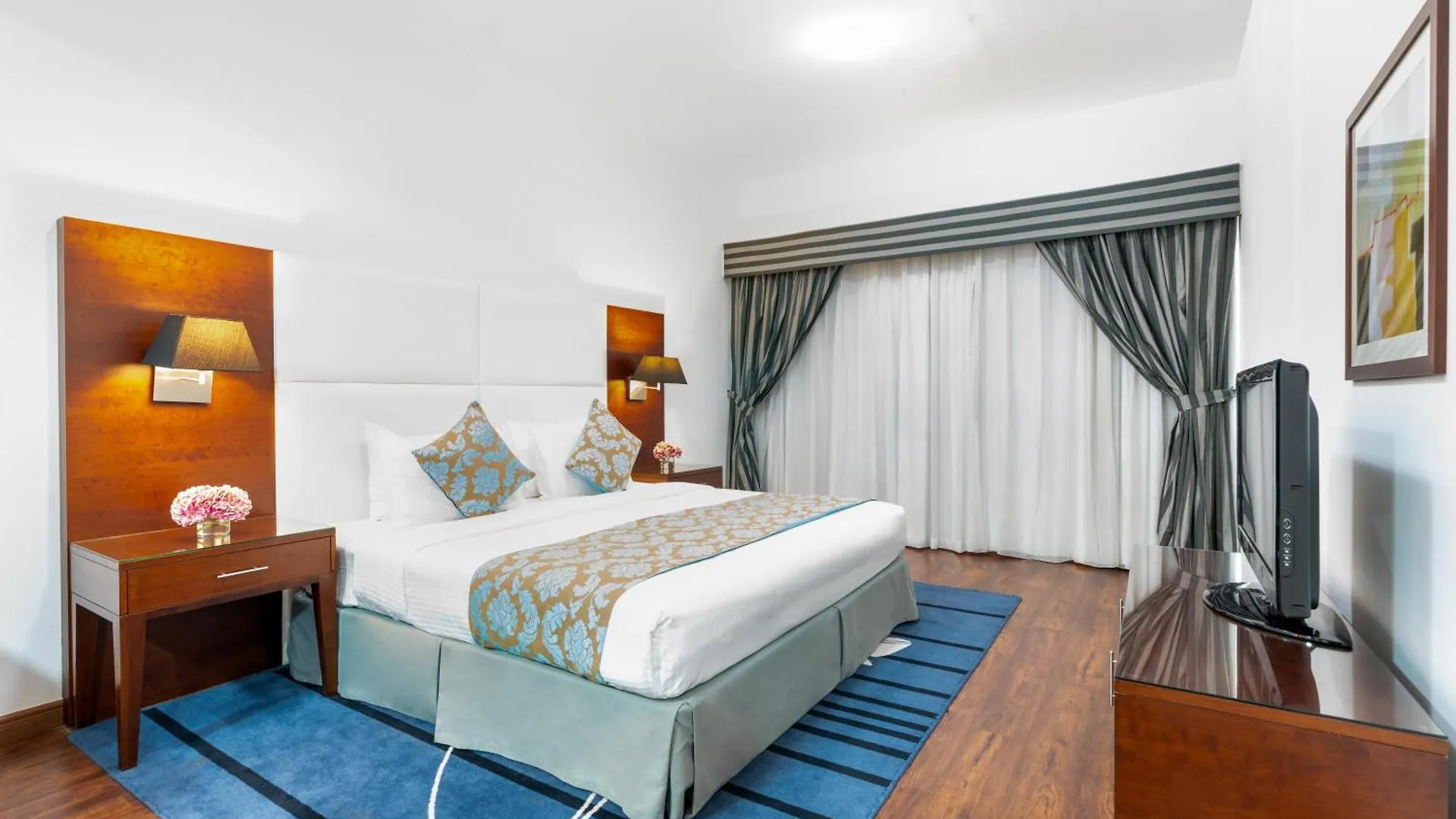 Golden Sands Hotel & Residences Sardzsa 4*,  Egyesült Arab Emírségek